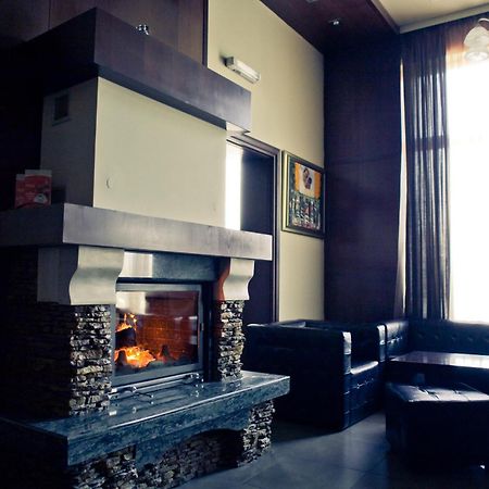 Romantique Veles Hotel Экстерьер фото