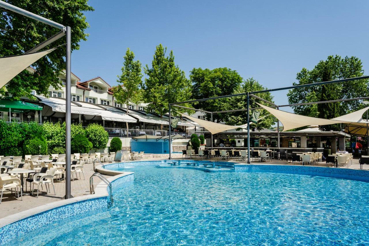 Romantique Veles Hotel Экстерьер фото